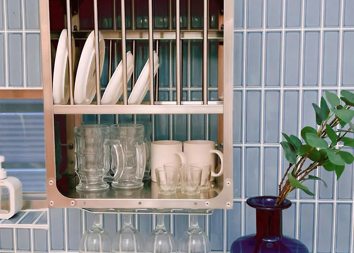 Jeonpo Cafe Street Near Seomyeon Entire House 2 Floors 7 Guests Busan